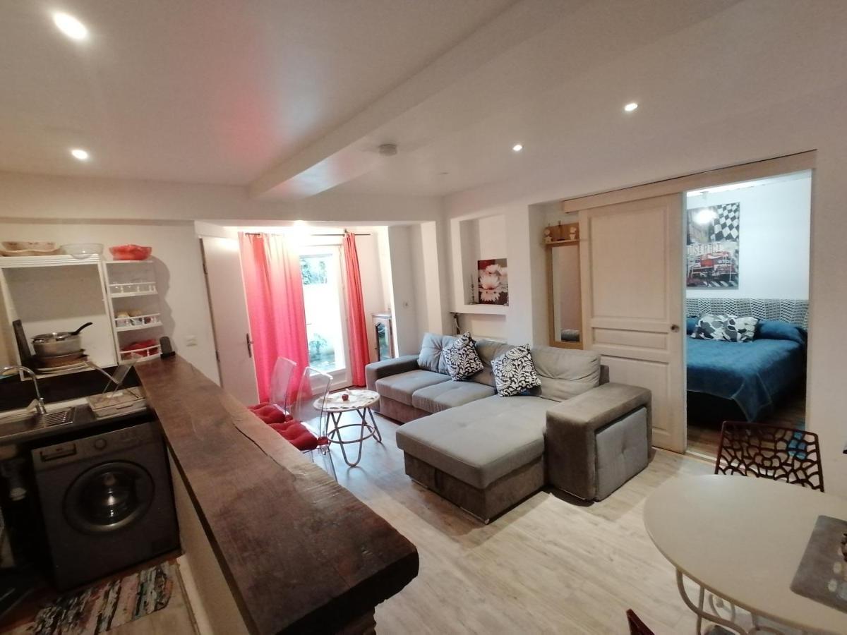 Charmant Appartement Independant, 5 Mn De Rouen, Avec Terrasse, Refait A Neuf Franqueville-Saint-Pierre Exterior foto